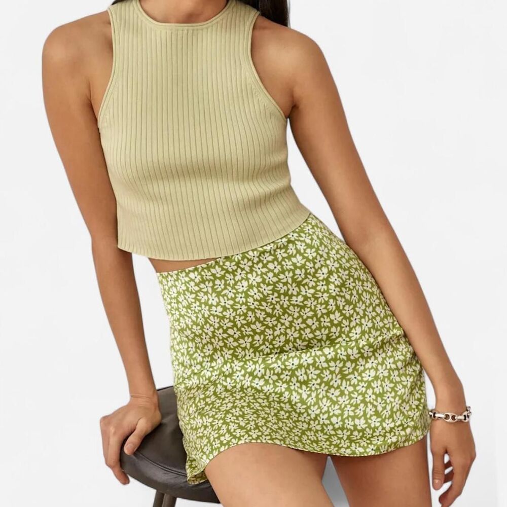 Reformation Benson silk skirt - Picture 3 of 8
